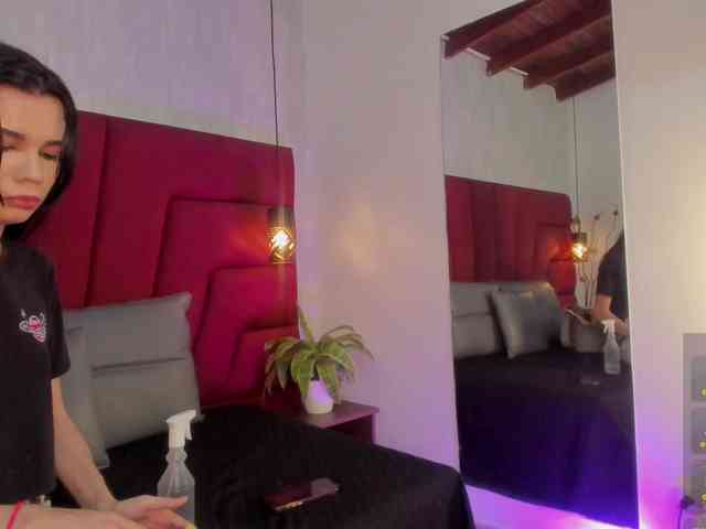 Bellatrix- Sex Cam Show