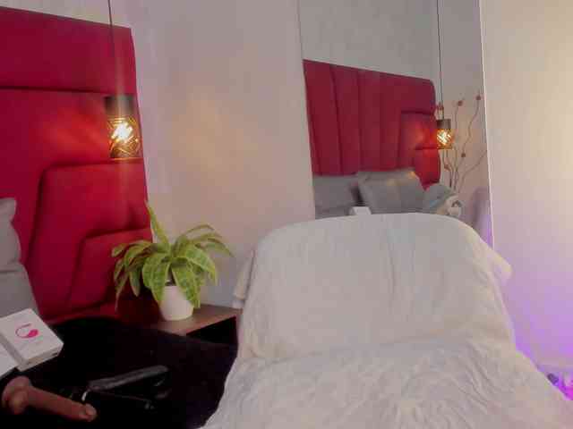 Bellatrix- Sex Cam Show