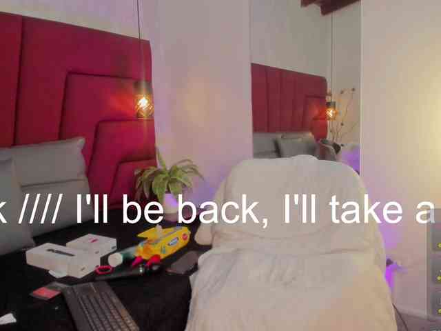 Bellatrix- Sex Cam Show