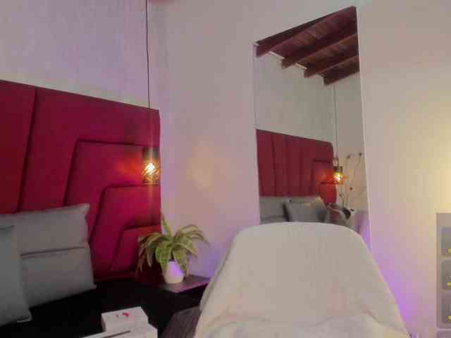 Bellatrix- Sex Cam Show