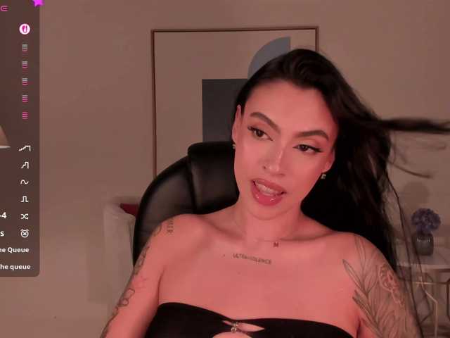 ChristineFord live cam on BongaCams