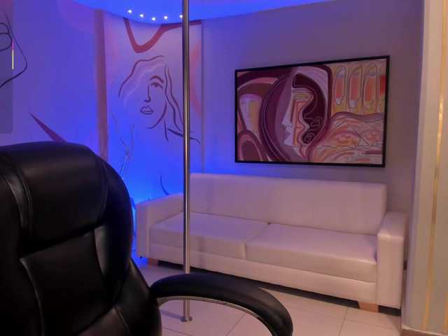 christineford cam belle
