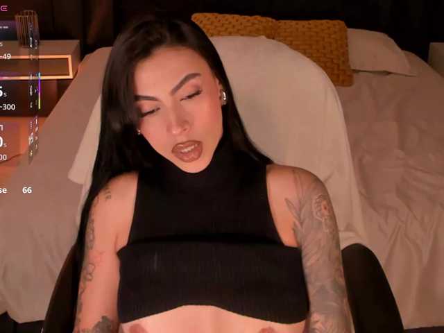 ChristineFord live cam on BongaCams
