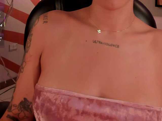 ChristineFord live webcam show