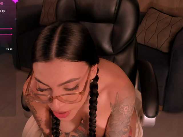 ChristineFord live cam on BongaCams