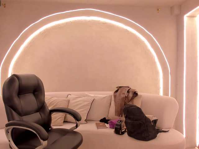 ChristineFord live cam on BongaCams