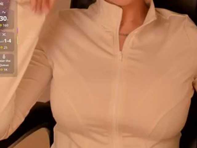 ChristineFord live cam on BongaCams