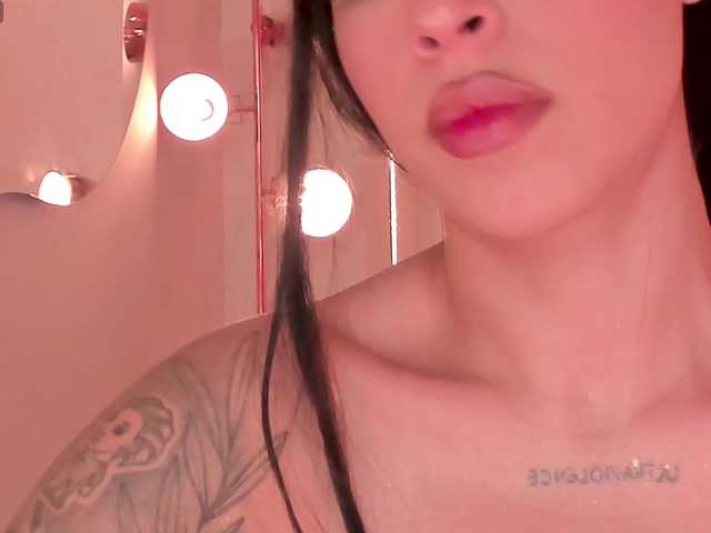 ChristineFord live cam on BongaCams