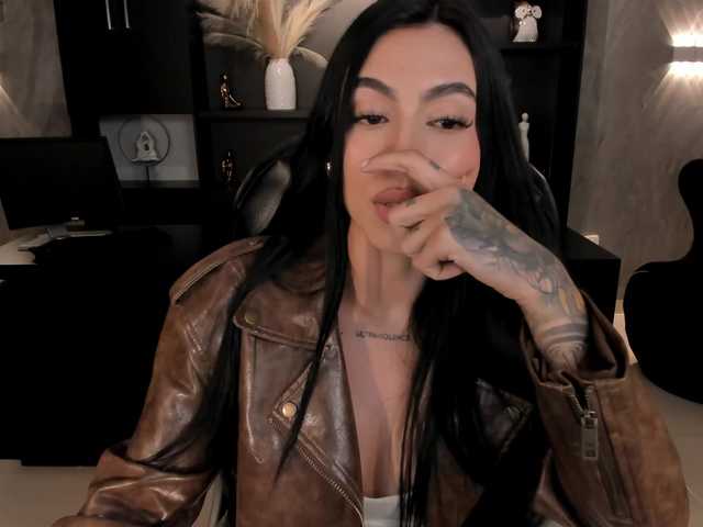 ChristineFord live cam on BongaCams
