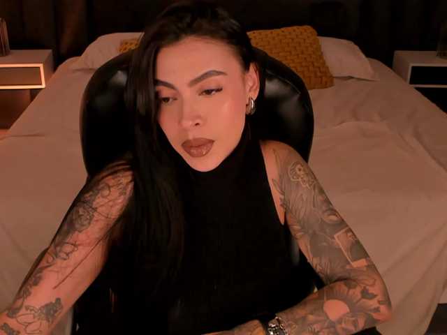ChristineFord live cam on BongaCams