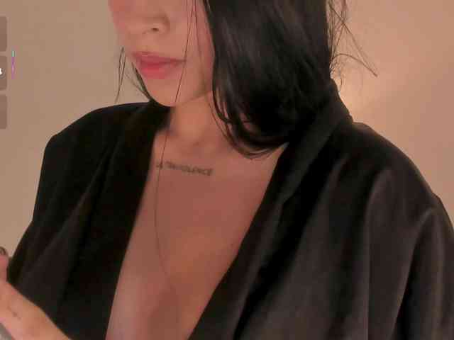 ChristineFord webcam