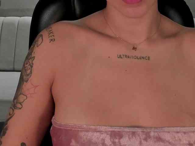 ChristineFord webcam