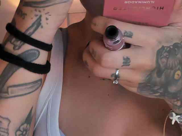 ChristineFord webcam