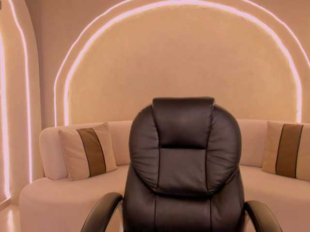 CelesteMoon's BongaCams show and profile