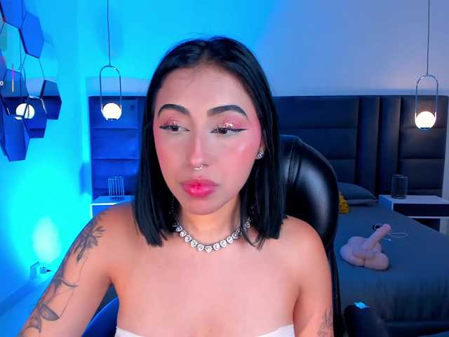 CelesteMoon live cam on BongaCams
