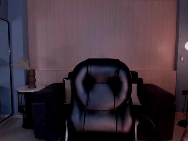 CelesteMoon's BongaCams show and profile