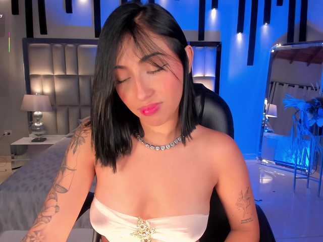 CelesteMoon live cam on BongaCams