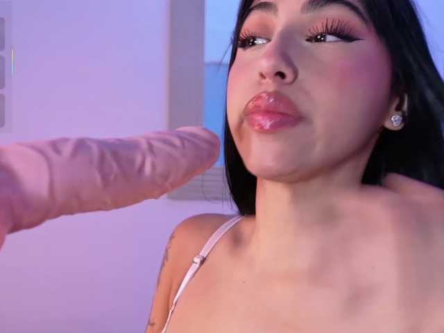 CelesteMoon live cam on BongaCams