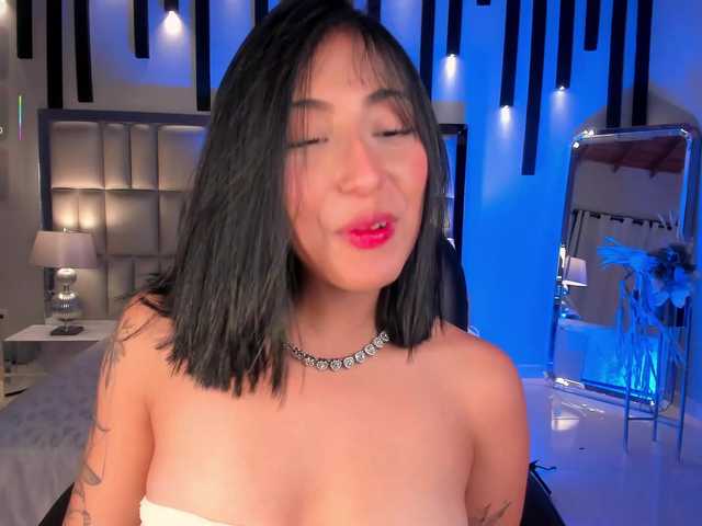 CelesteMoon live cam on BongaCams