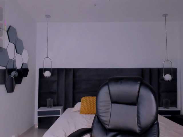 CelesteMoon live cam on BongaCams