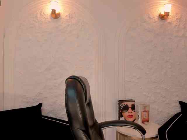CelesteMoon Live Webcam on BongaCams