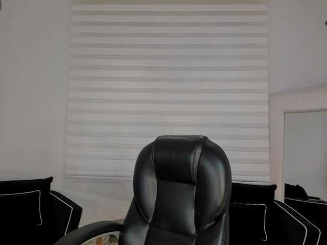 ScarlettBlaze live cam on BongaCams