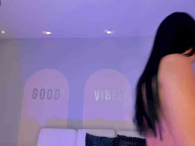 ScarlettBlaze webcam