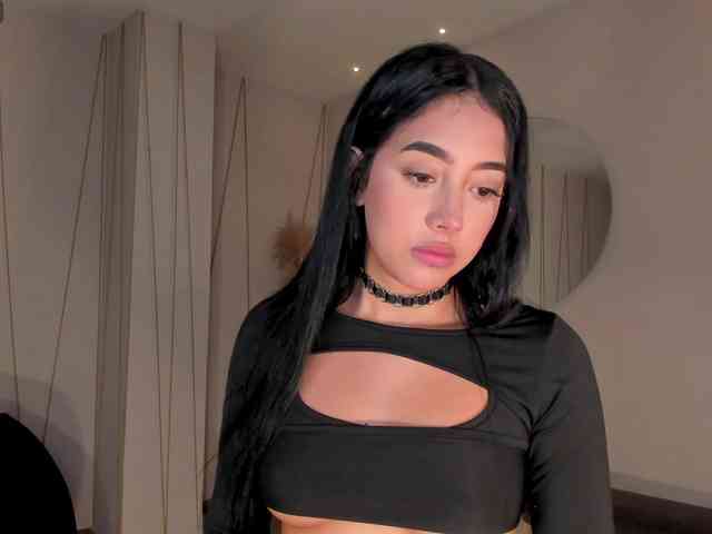 ScarlettBlaze webcam