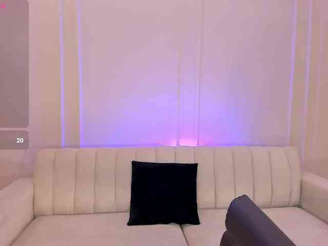 ScarlettBlaze webcam