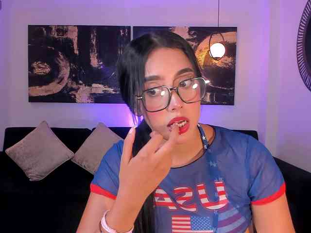 ScarlettBlaze webcam