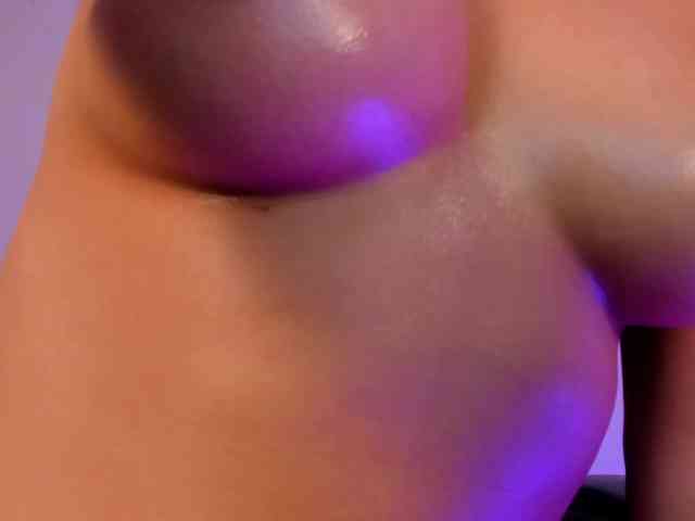 ScarlettBlaze webcam