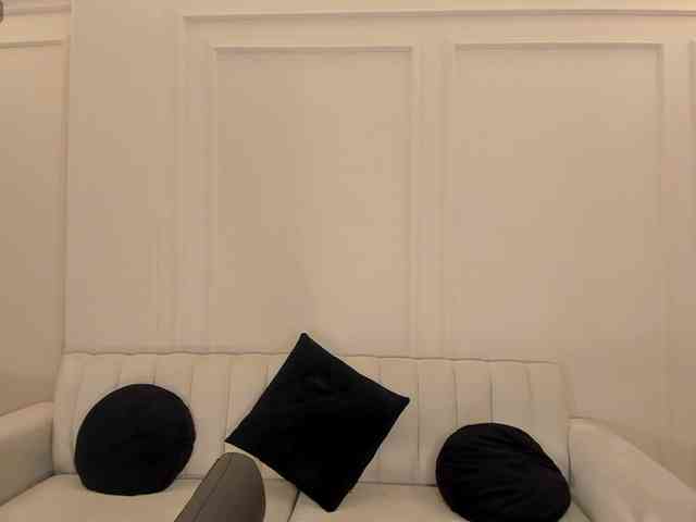 ScarlettBlaze webcam