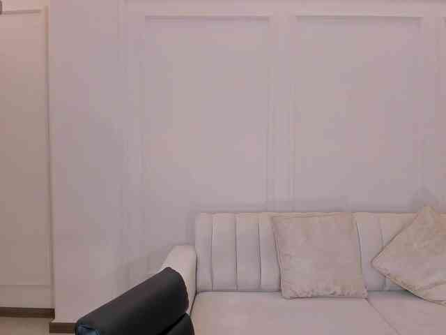 ScarlettBlaze webcam