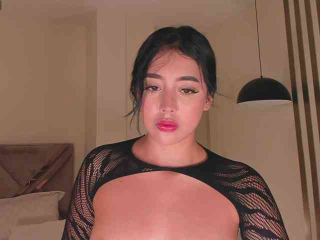 ScarlettBlaze webcam