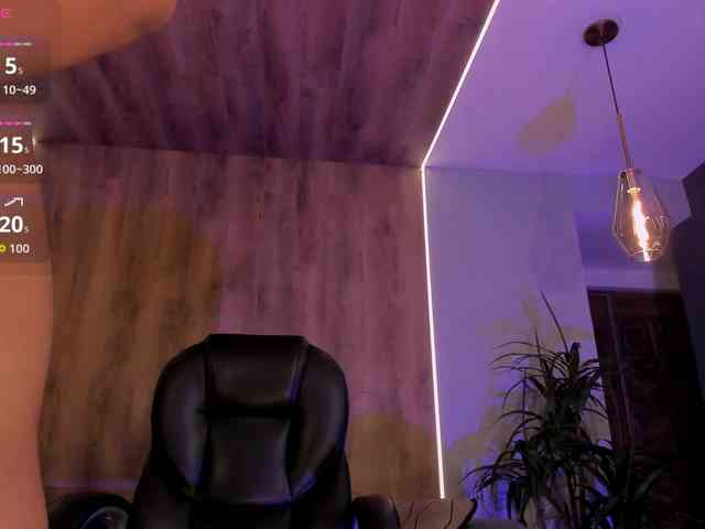 ScarlettBlaze webcam