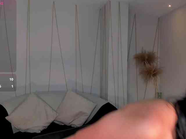 ScarlettBlaze webcam
