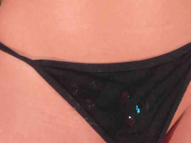ScarlettBlaze webcam