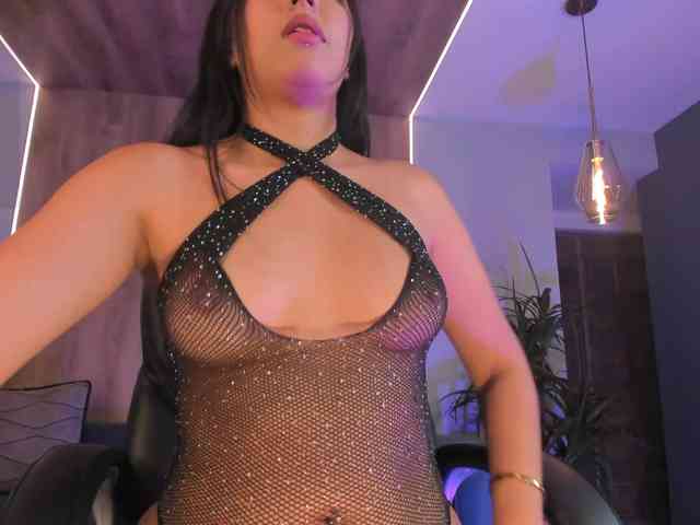 ScarlettBlaze webcam