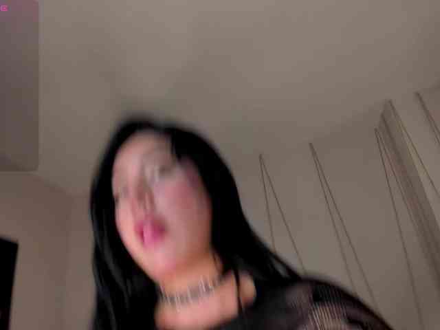 ScarlettBlaze webcam