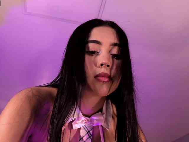ScarlettBlaze webcam