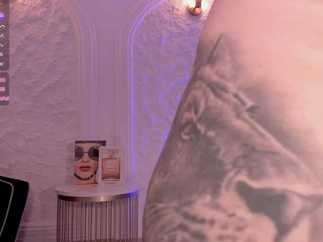 MadisonKane live cam on BongaCams