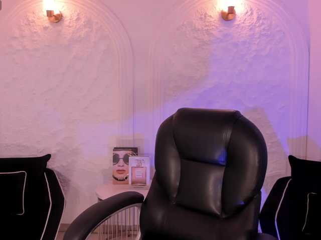 MadisonKane live cam on BongaCams