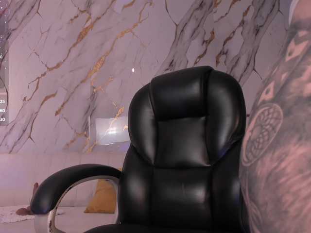 MadisonKane live cam on BongaCams