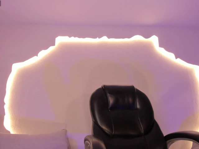 MadisonKane live cam on BongaCams