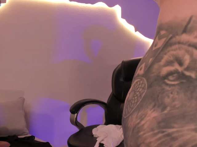 MadisonKane live cam on BongaCams