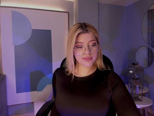 MadisonKane live cam on BongaCams