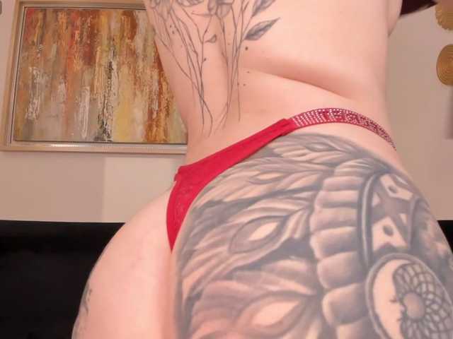 MadisonKane live cam on BongaCams