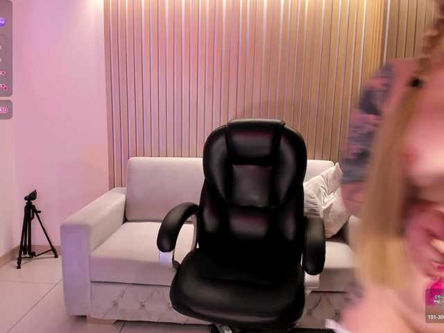 MadisonKane live cam on BongaCams