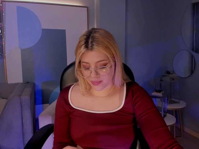 MadisonKane live cam on BongaCams