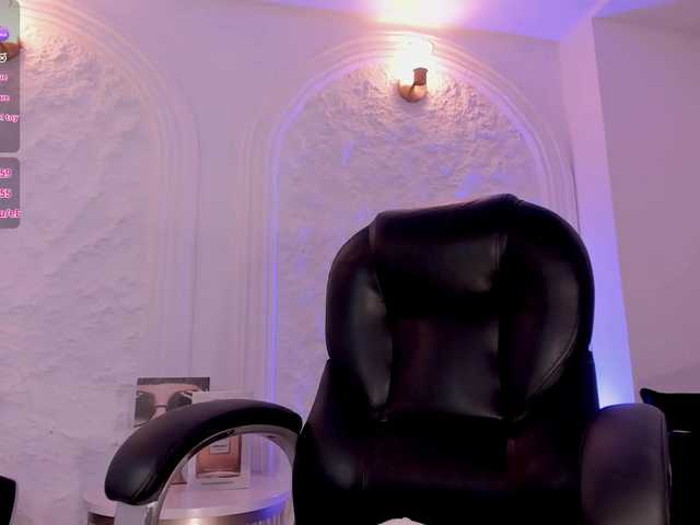 MadisonKane live cam on BongaCams